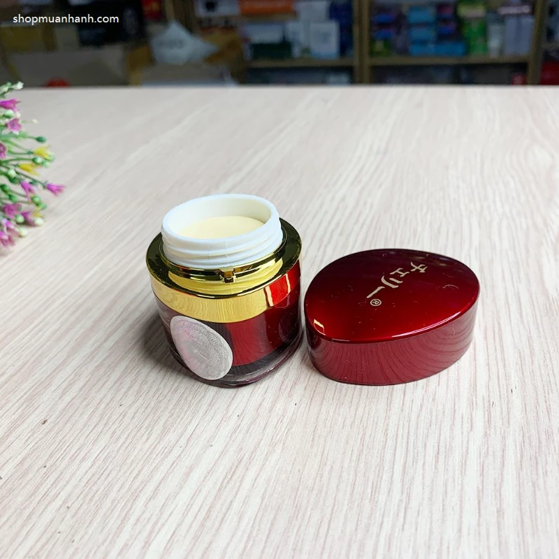 Kem Dưỡng Trắng Da Hoa Anh Đào Nhật Bản - ảnh 4
