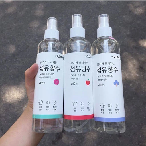 Xịt Thơm Khử Mùi Quần Áo Fabric Perfume Hàn Quốc 250ml - ảnh 3