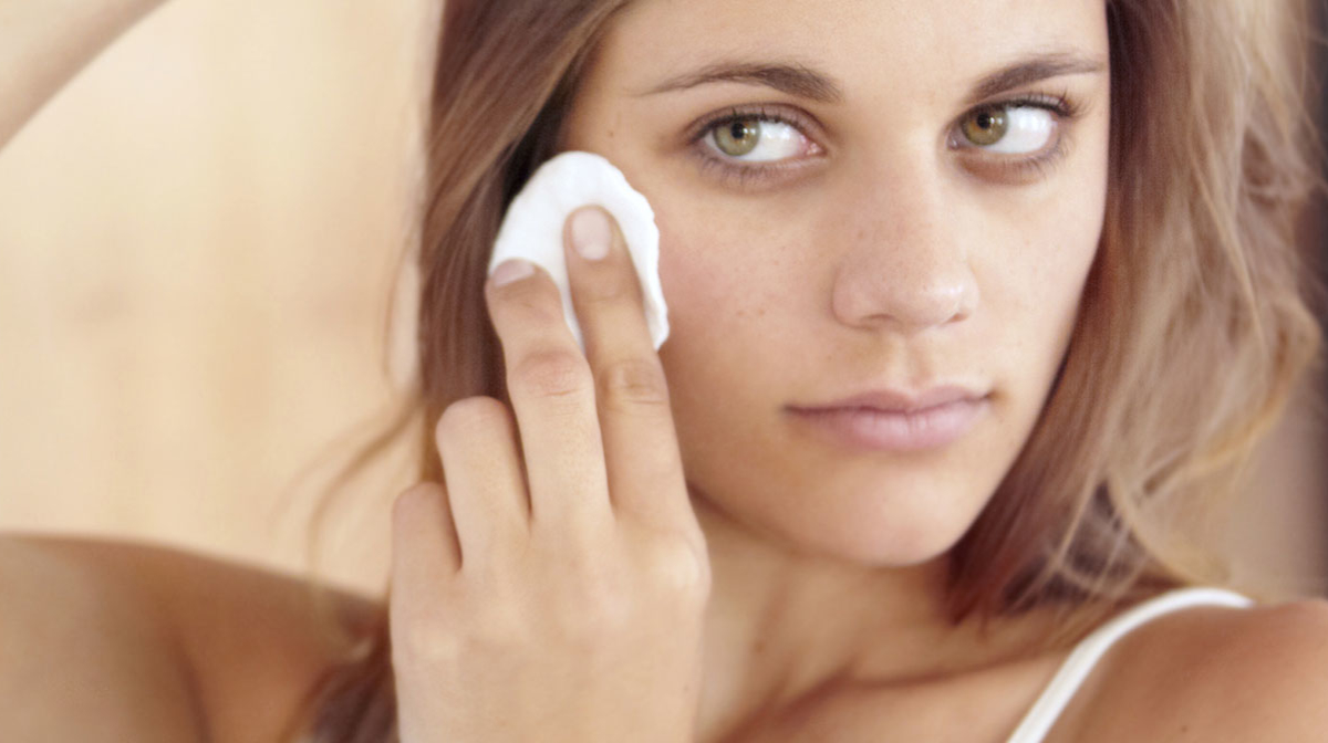 5 thành phần chăm sóc da nên tránh đối với các cô nàng da khô cam-nang-cham-soc-da - 1