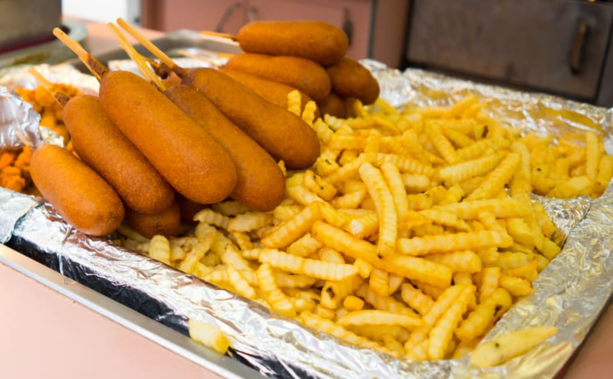 Muốn có làn da mịn màng, cần tránh xa những thực phẩm này kien-thuc-trang-diem - 1