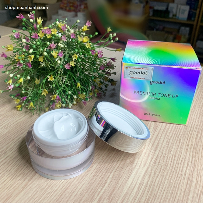 Kem Ốc Sên Dưỡng Trắng Goodal Premium Snail Tone Up Cream Dưỡng Da Mặt-1