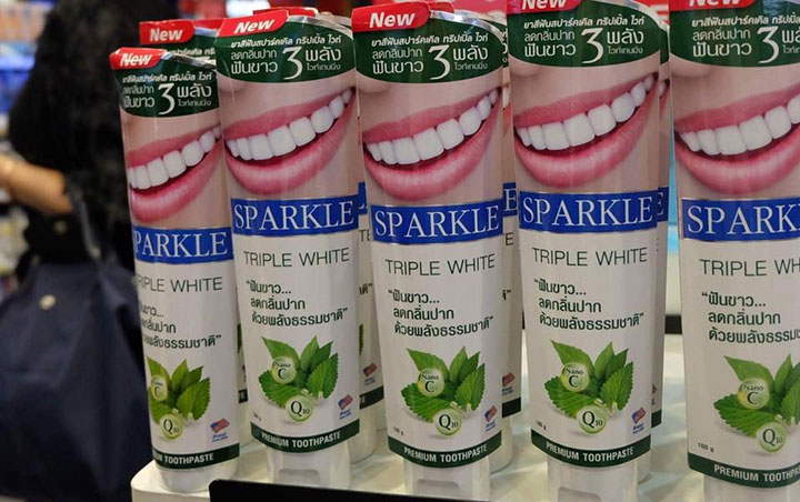 Kem Đánh Trắng Răng Trà Xanh Sparkle Thái Lan Chăm Sóc Cá Nhân-1