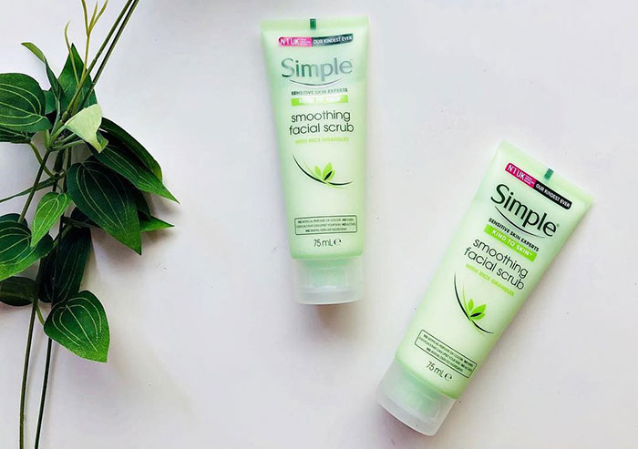 Tẩy Tế Bào Chết Simple Kind To Skin Soothing Facial Scrub Tẩy Tế Bào Chết-1
