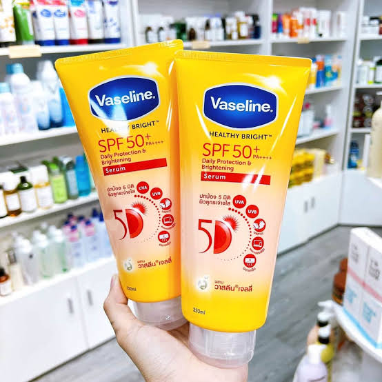 Dưỡng Trắng Body Vaseline 50X Healthy Bright SPF50 Thái Lan